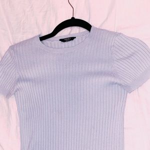 •light blue ribbed tee